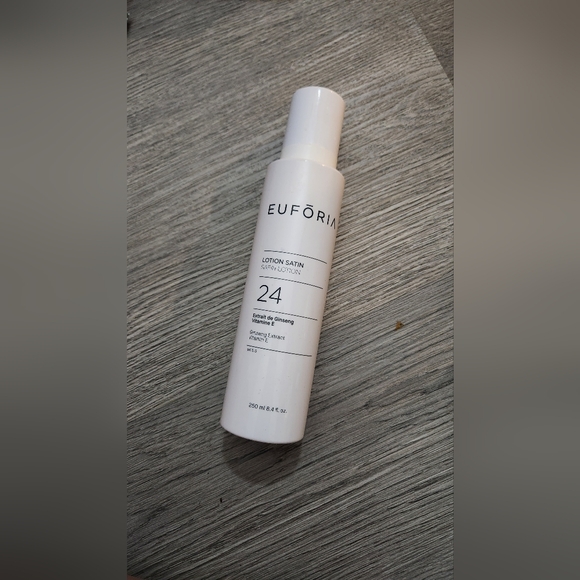 Euforia silk lotion - Picture 1 of 3